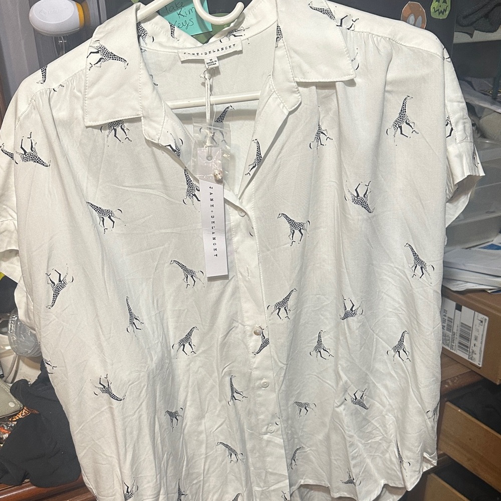 Jane and Delancey White Blouse with Giraffe Print